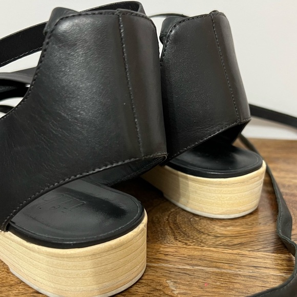 Tibi Ellison black lace up leather sandals - Picture 7 of 9